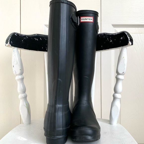 *SOLD* Black Hunter knee-high rain boots - Picture 3 of 4